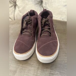 Toms Riley lace up comfort shoes bootie size 7.5 women’s burgundy suede